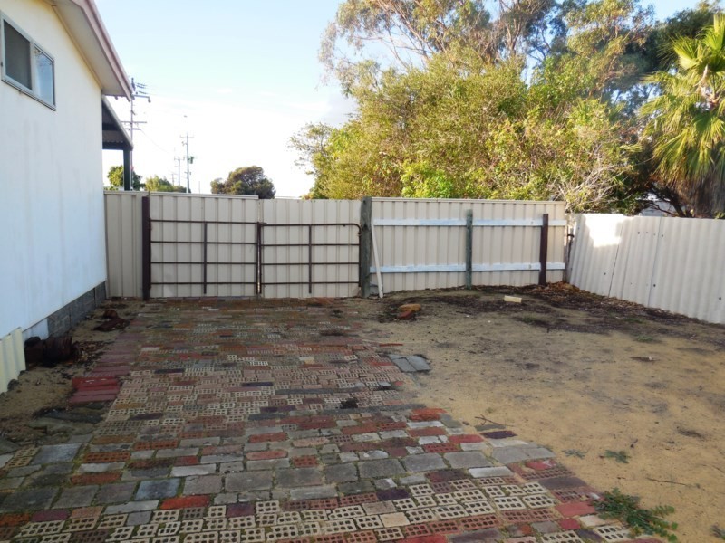 22 Walker Avenue, Lancelin WA 6044