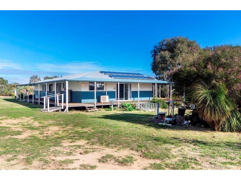 94 WILDFLOWER Way, Karakin WA 6044
