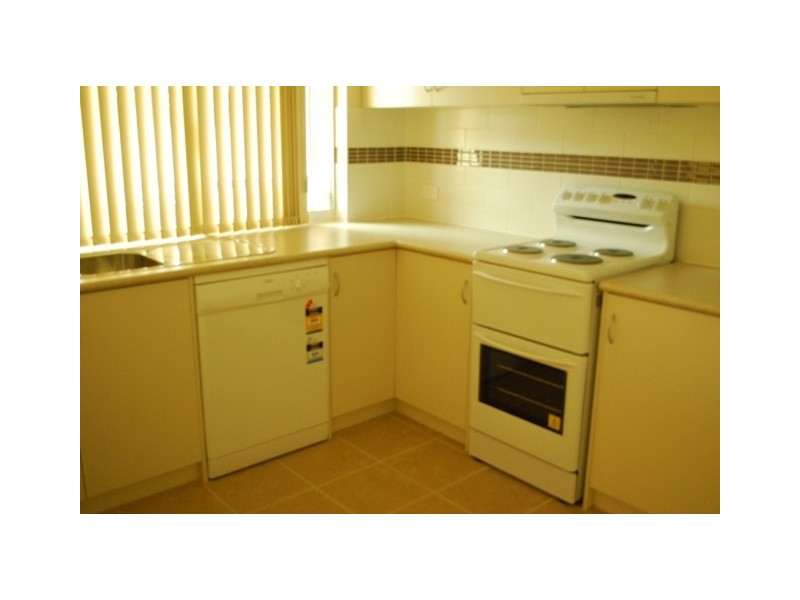 1/8-10 Stickland Street, Wongan Hills WA 6603