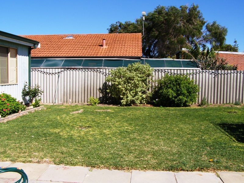 5 Whitfield Street, Lancelin WA 6044
