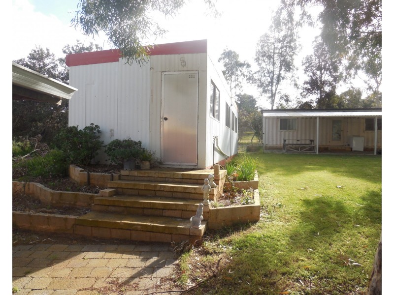 14 Christmas Tree Rise, Nilgen WA 6044