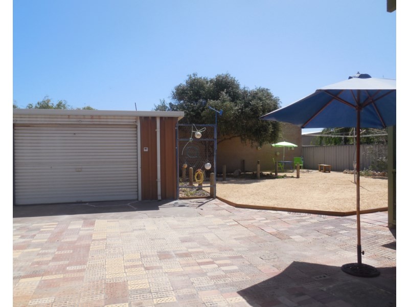 24 Beacon Road, Lancelin WA 6044