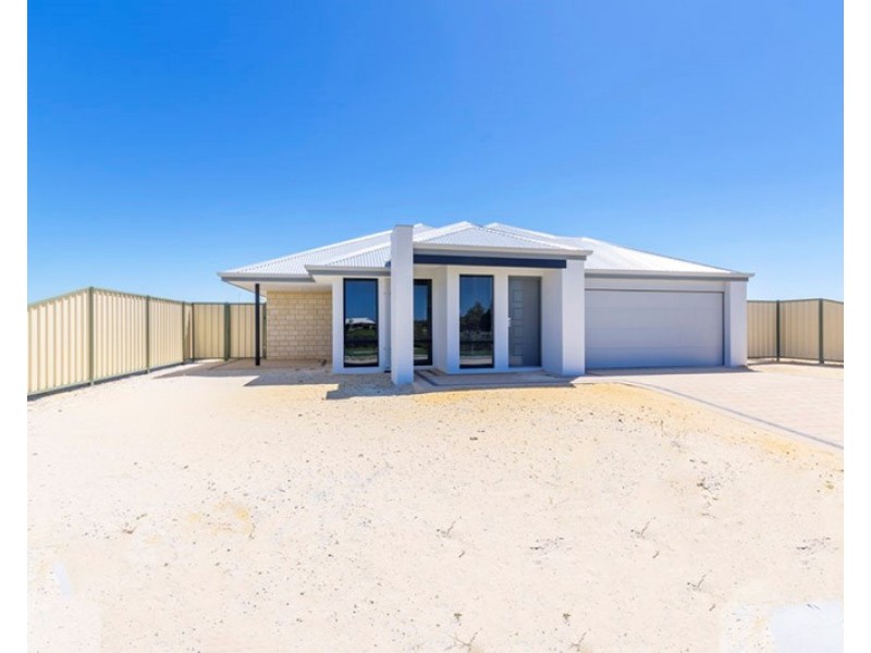 17 Revilo Street, Lancelin WA 6044