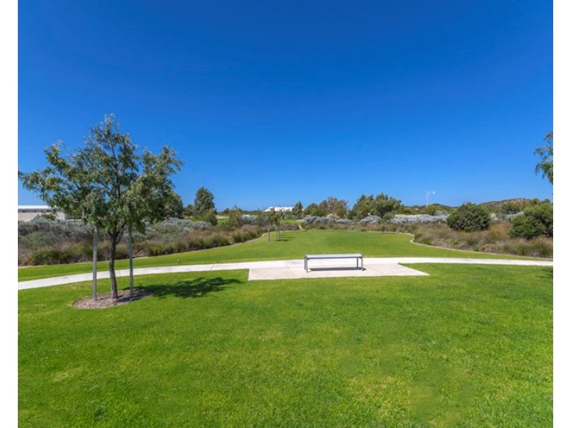 17 Revilo Street, Lancelin WA 6044