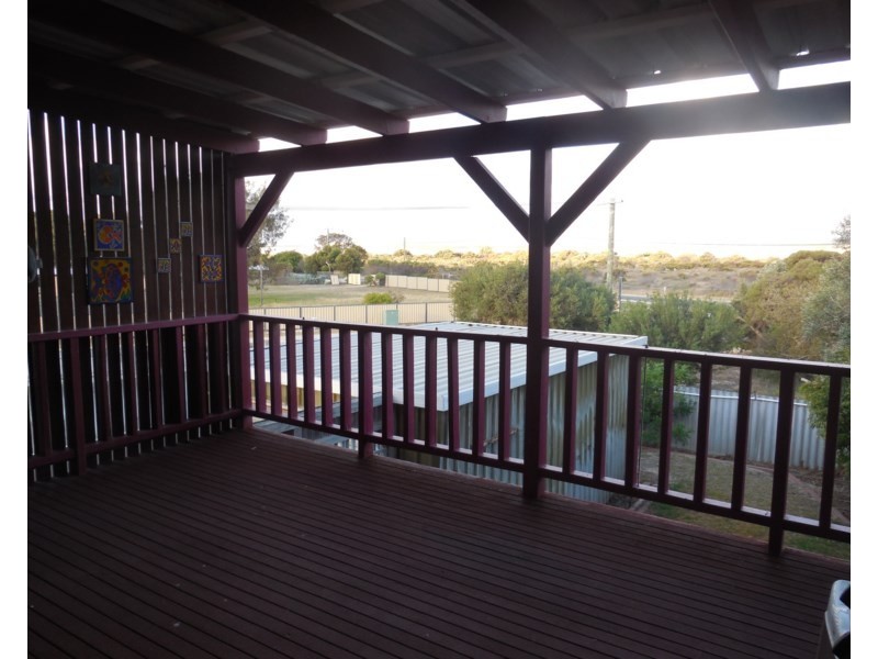 5A GINGIN Road, Lancelin WA 6044