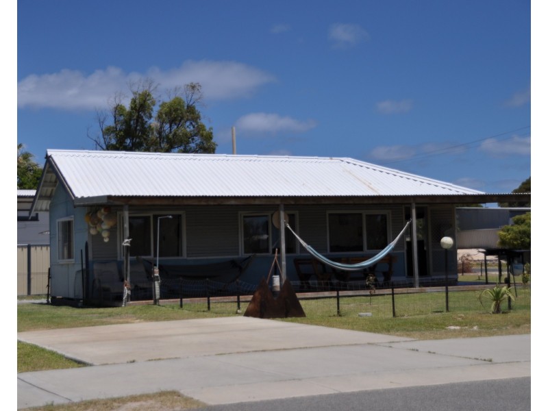 14 COCKRAM Street, Lancelin WA 6044