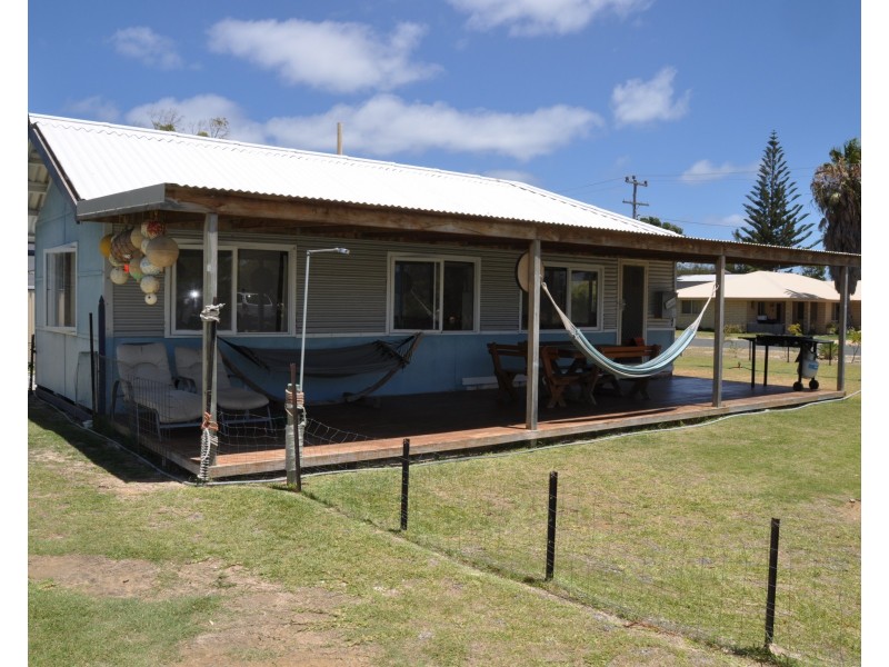 14 COCKRAM Street, Lancelin WA 6044