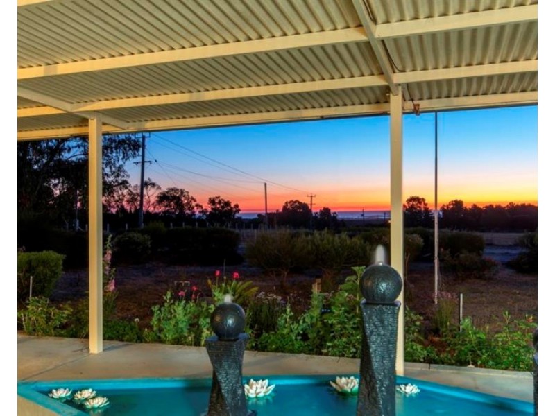 40 Ocean Place, Nilgen WA 6044