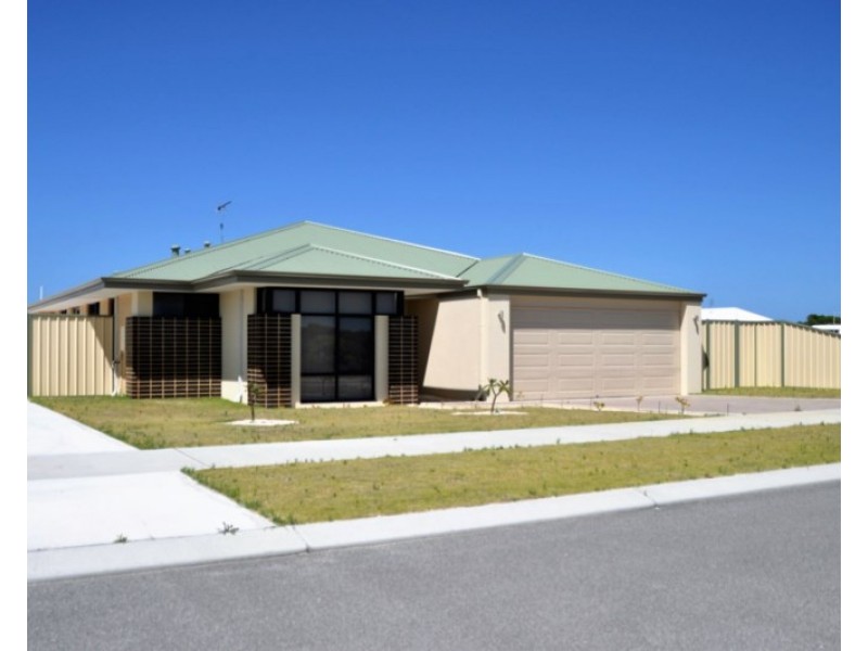 30 Hamelin Avenue, Lancelin WA 6044