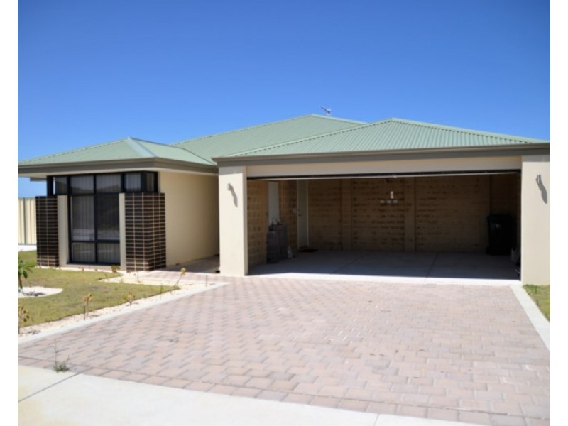 30 Hamelin Avenue, Lancelin WA 6044