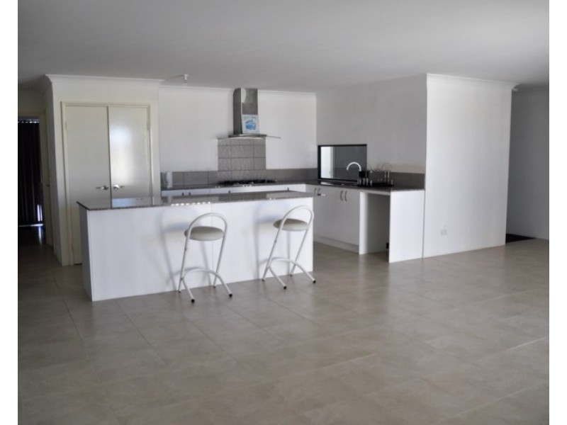 30 Hamelin Avenue, Lancelin WA 6044