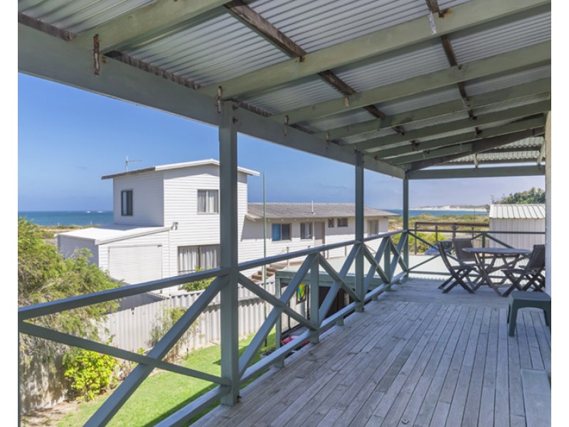 6 Desert Road, Lancelin WA 6044