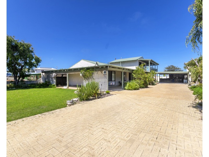 6 Desert Road, Lancelin WA 6044