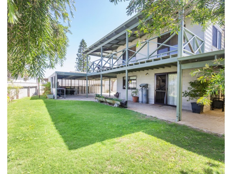 6 Desert Road, Lancelin WA 6044