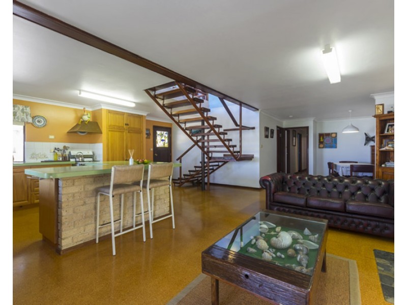 6 Desert Road, Lancelin WA 6044