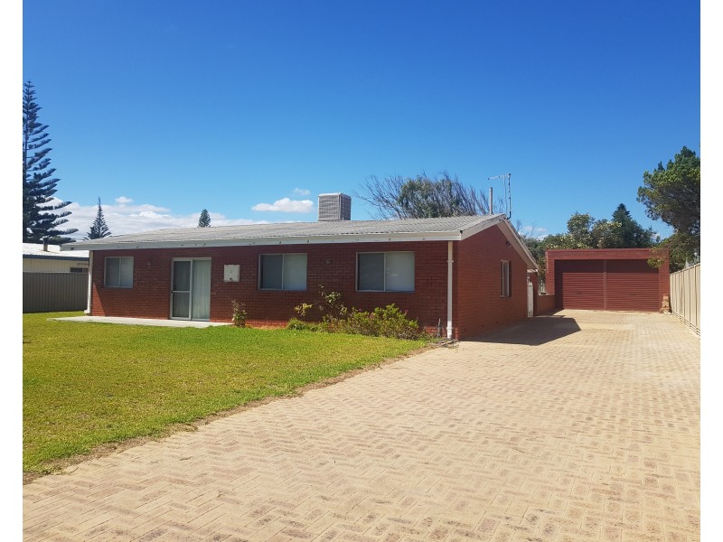 3 Wedge Avenue, Lancelin WA 6044
