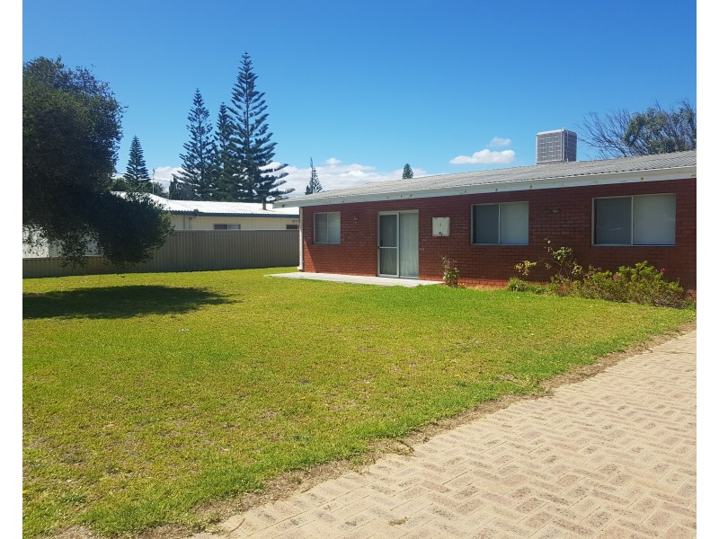 3 Wedge Avenue, Lancelin WA 6044
