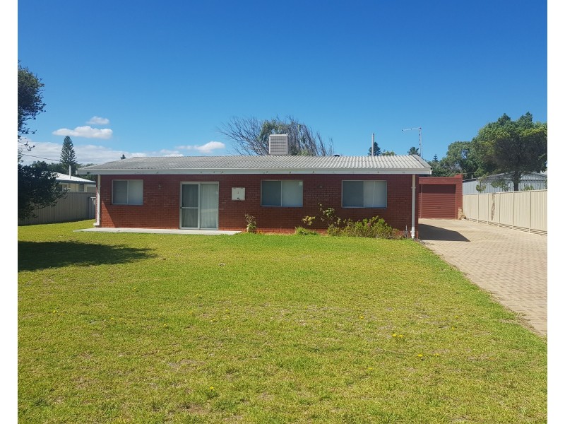 3 Wedge Avenue, Lancelin WA 6044