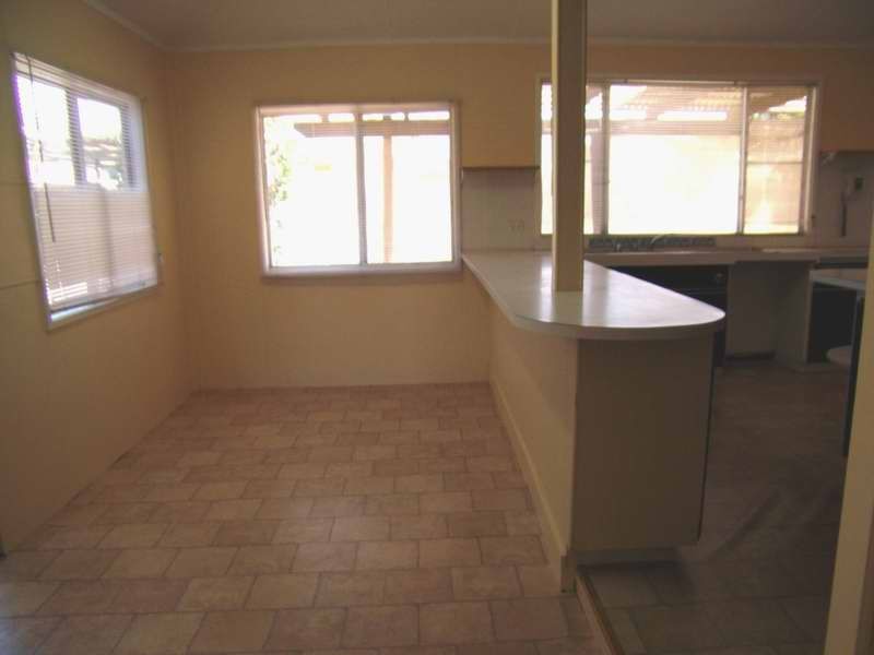 6 Railway Avenue, Carnamah WA 6517