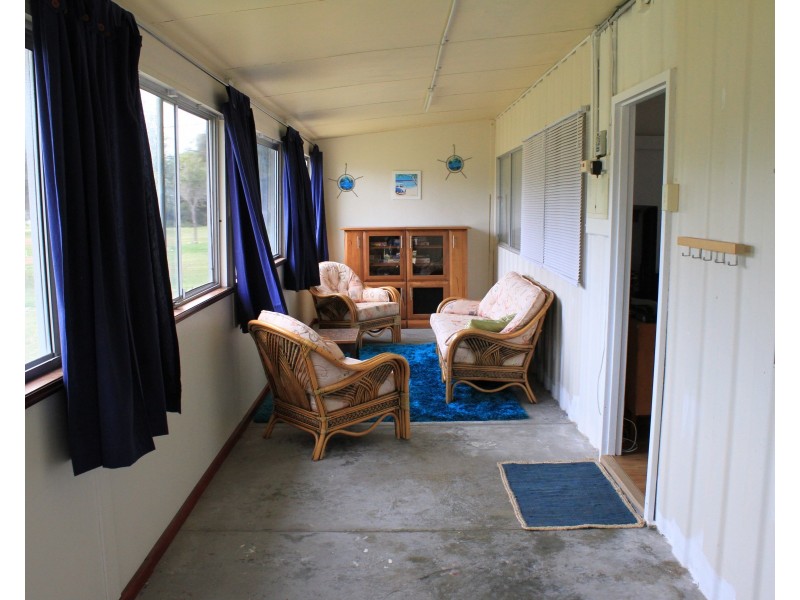 141 Gingin Road, Lancelin WA 6044