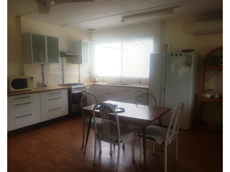 141 Gingin Road, Lancelin WA 6044