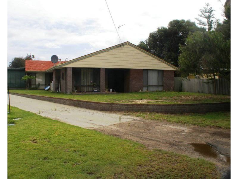 2 Jones Place, Lancelin WA 6044