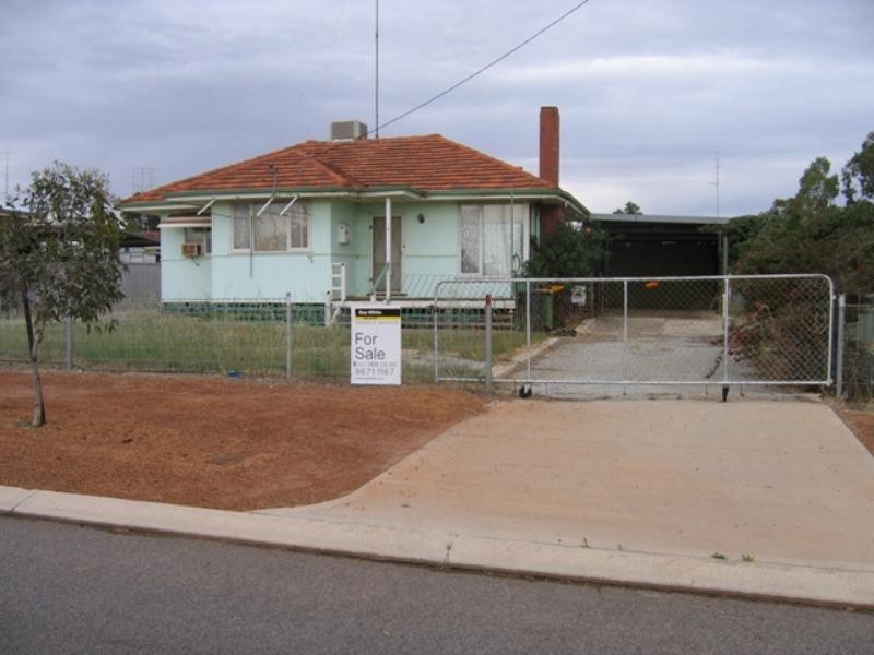 7 Nugent Street, Wongan Hills WA 6603
