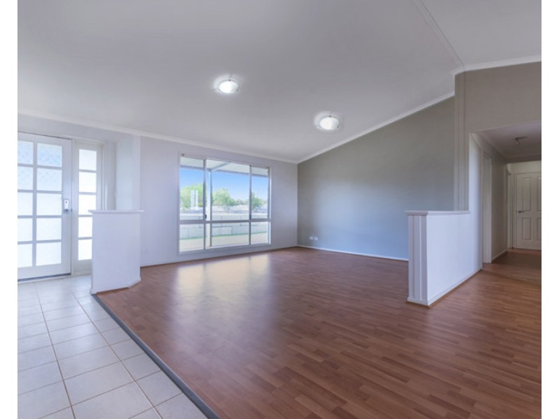 279 Seaview Drive, Karakin WA 6044