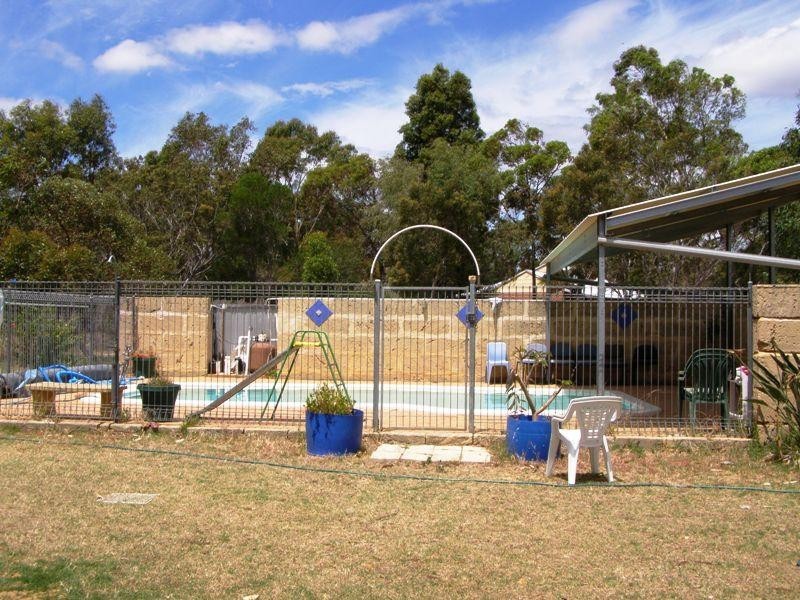 21 Fieldgate Place, Woodridge WA 6041