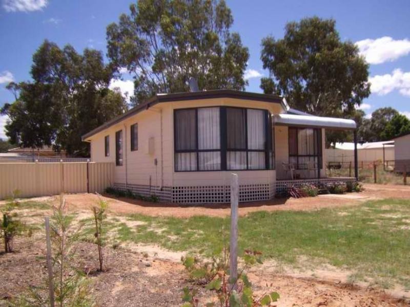 8 Topham, Dandaragan WA 6507