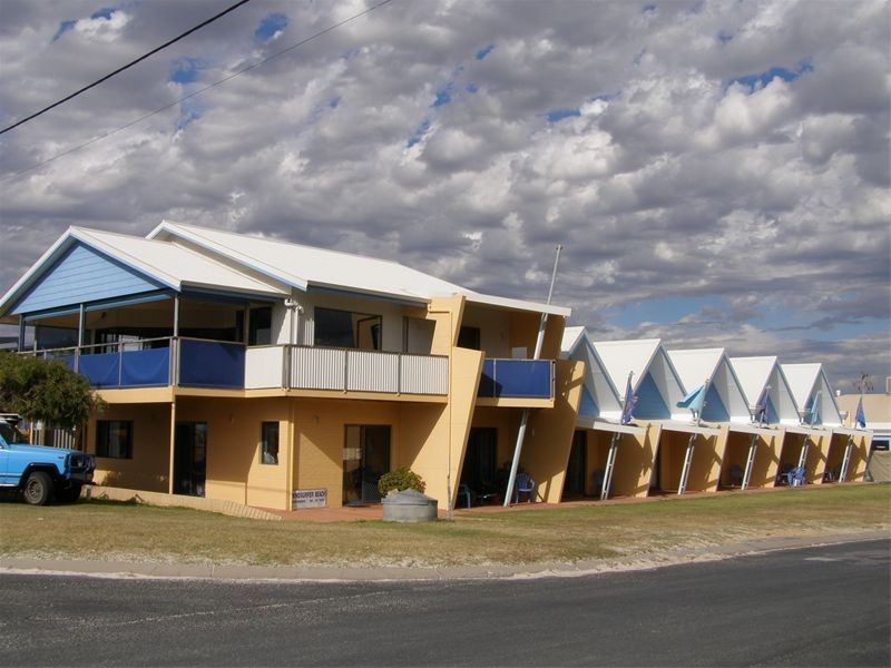 1 Hopkins Street, Lancelin WA 6044