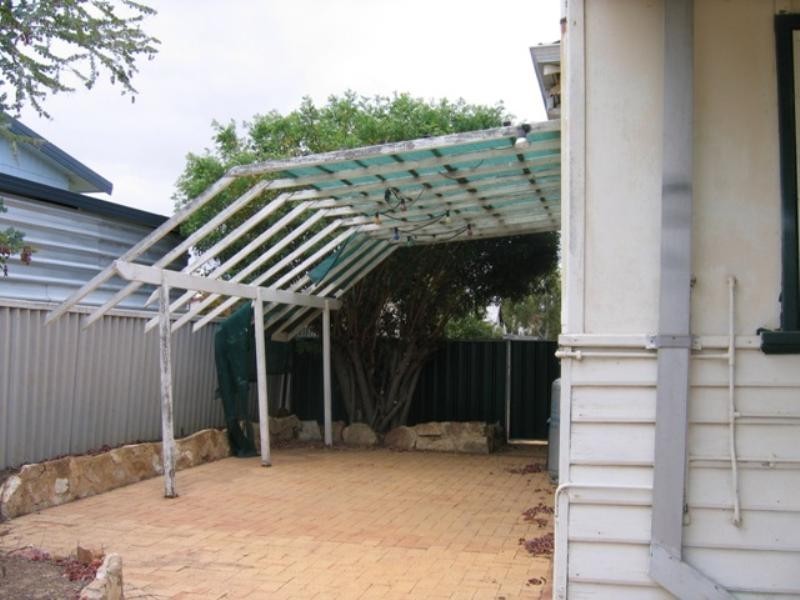 30 Wilson Street, Wongan Hills WA 6603