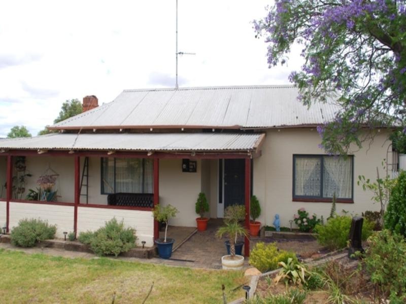 20 Mitchell Street, Wongan Hills WA 6603