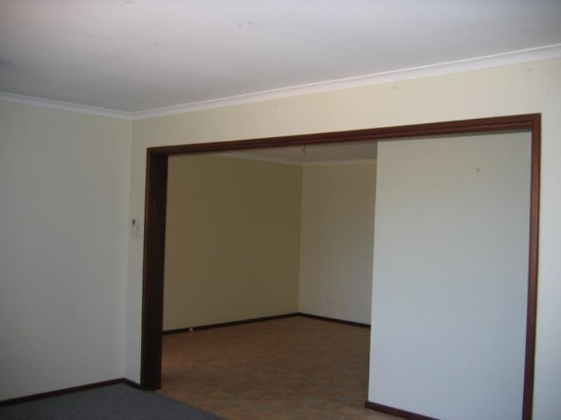 2 Bell Steet, Dalwallinu WA 6609