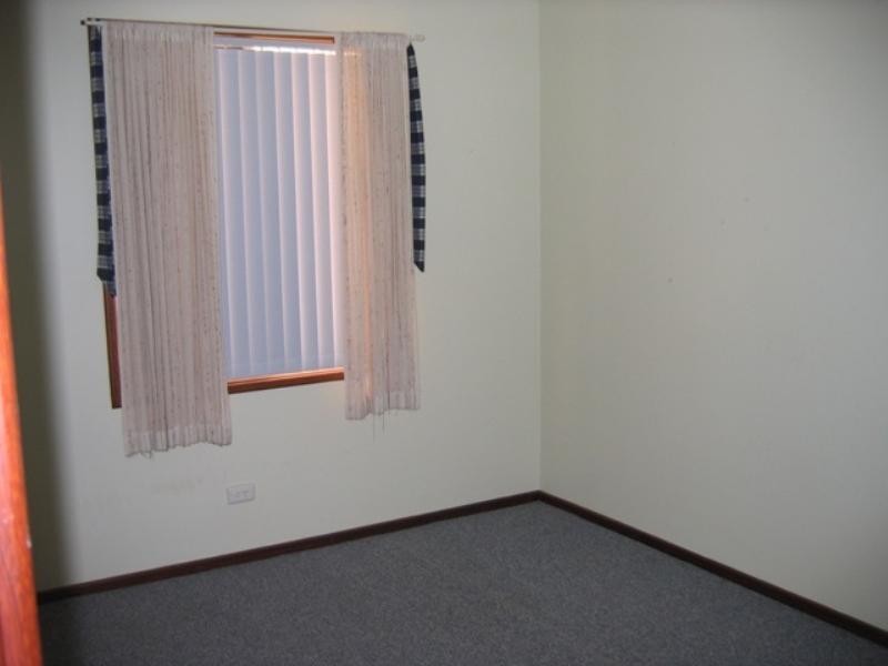 2 Bell Steet, Dalwallinu WA 6609