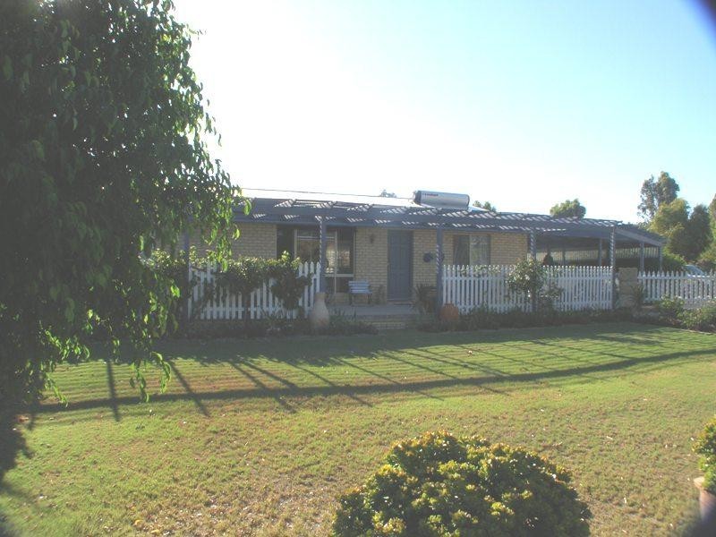 137 Ocean Farm Drive, Nilgen WA 6044