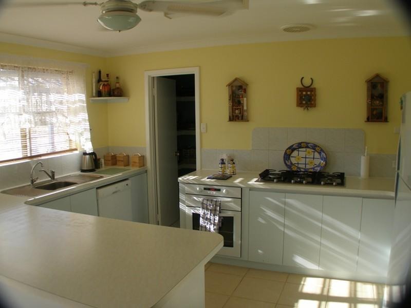 137 Ocean Farm Drive, Nilgen WA 6044