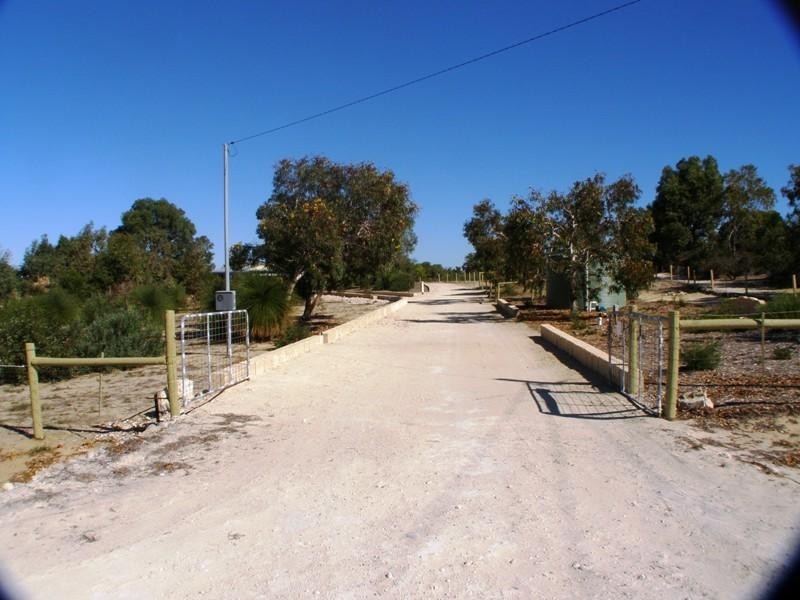 137 Ocean Farm Drive, Nilgen WA 6044