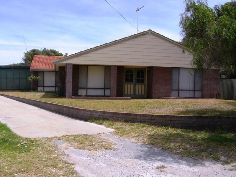 2 Jones Place, Lancelin WA 6044