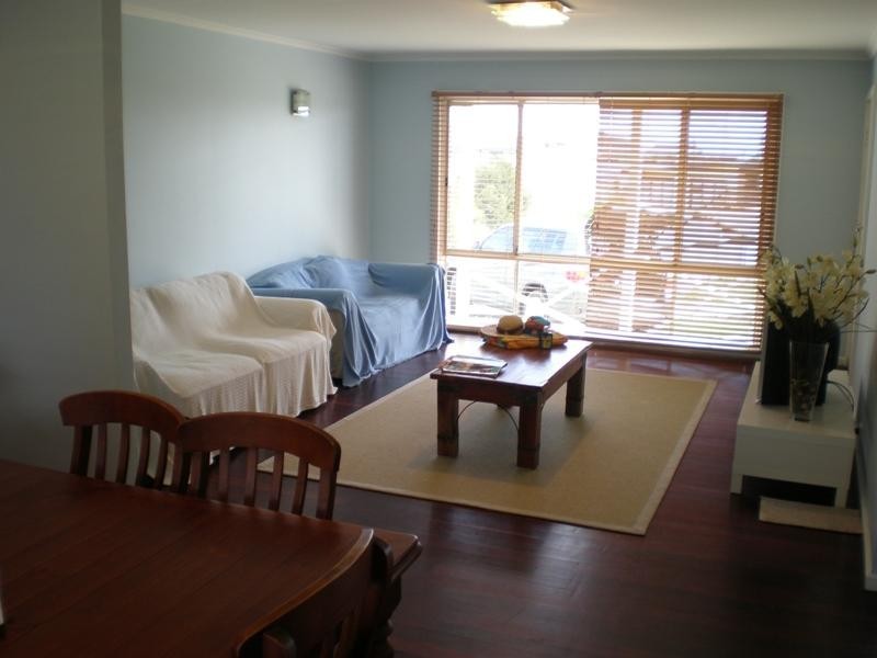 10 Wood Way, Ledge Point WA 6043