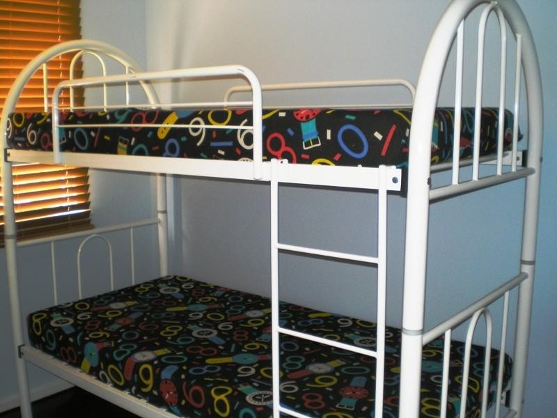 10 Wood Way, Ledge Point WA 6043