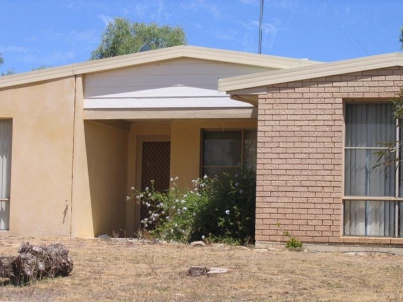 51 Quinlan Street, Wongan Hills WA 6603