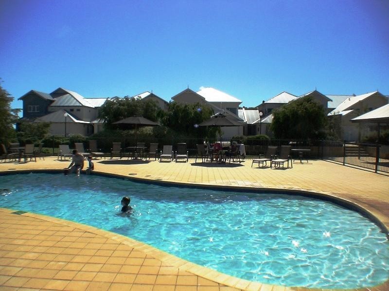 23/2 Robertson Road, Ledge Point WA 6043