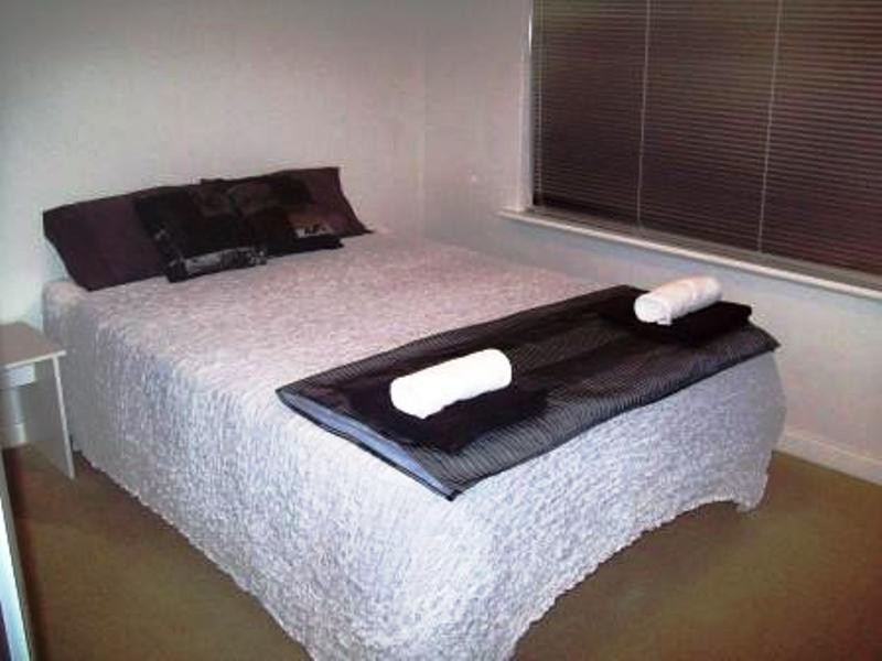 23/2 Robertson Road, Ledge Point WA 6043