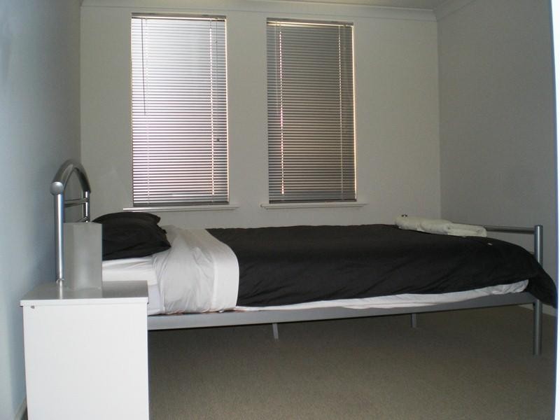 23/2 Robertson Road, Ledge Point WA 6043