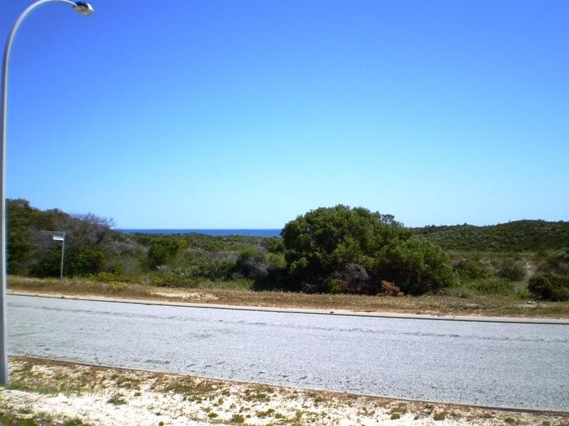 Lot 722 Barrett-Lennard Drive, Ledge Point WA 6043