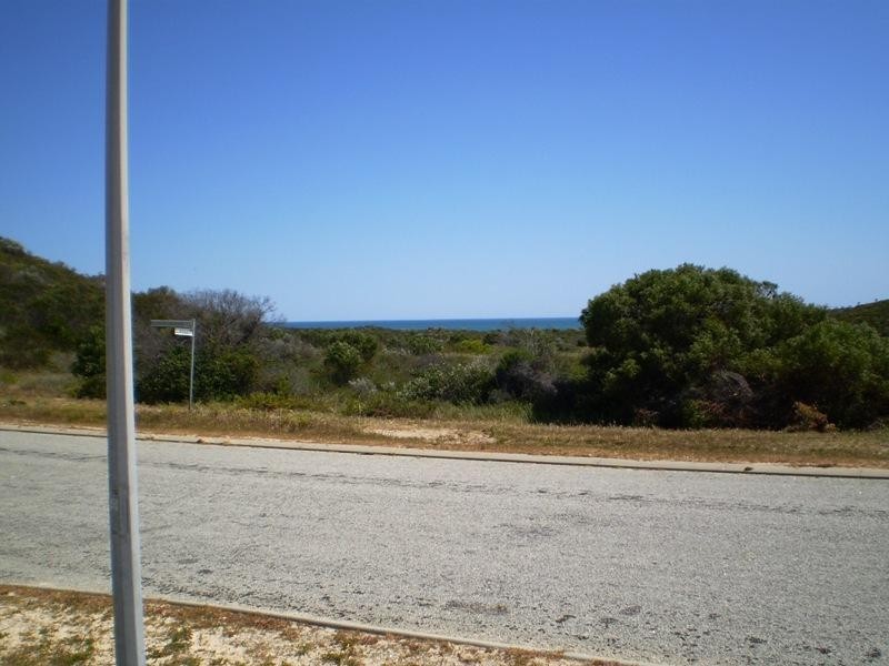 Lot 722 Barrett-Lennard Drive, Ledge Point WA 6043