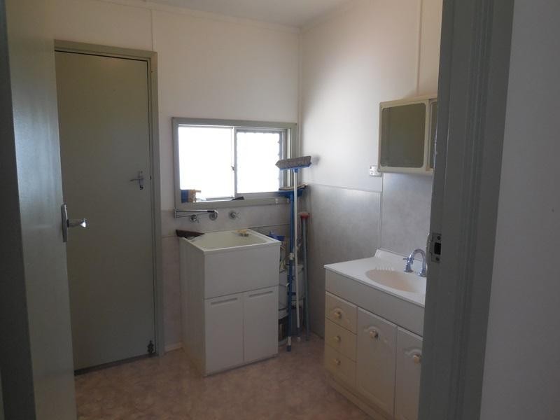 16B Wedge Avenue, Lancelin WA 6044