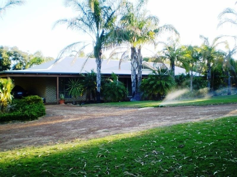 190 Tamarisk Drive, Gabbadah WA 6041