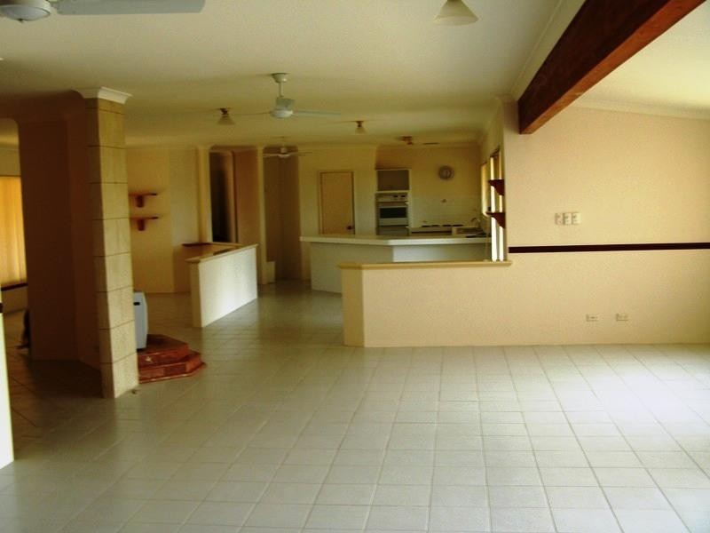 13 Acacia Court, Woodridge WA 6041